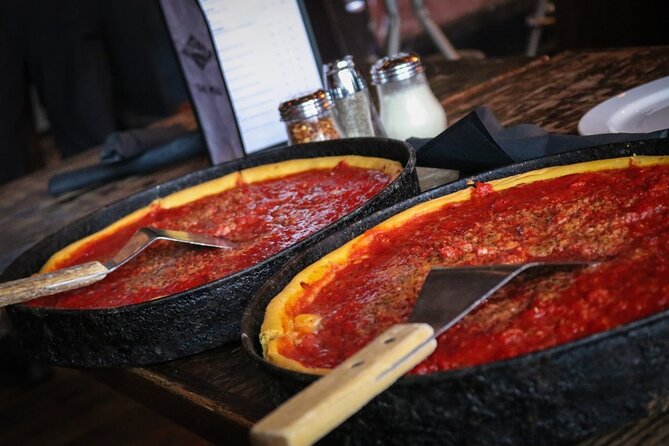 Private Chicago Food Tour with Deep Dish and Beef Sandwich - Willis Tower and the changing Chicago skyline