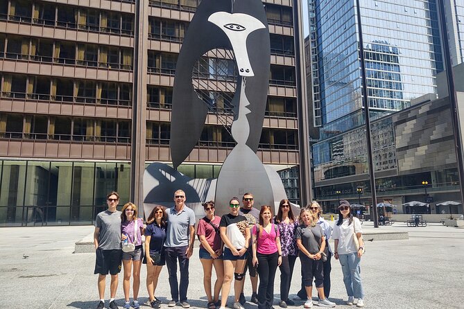 Private Downtown Chicago TV and Movie Sites Guided Walking Tour - Why Chicago works so well as a movie set