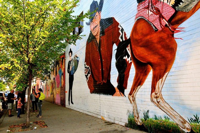 Private Frida and Friends Tour in Pilsen - What the private format changes