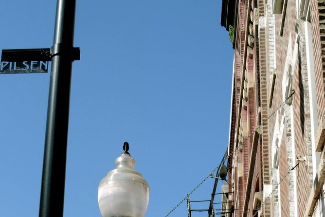 Private Frida and Friends Tour in Pilsen - Pilsen’s history without a classroom feel
