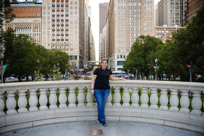 Professional Photo Shoot in Chicago - Price, group value, and what is extra
