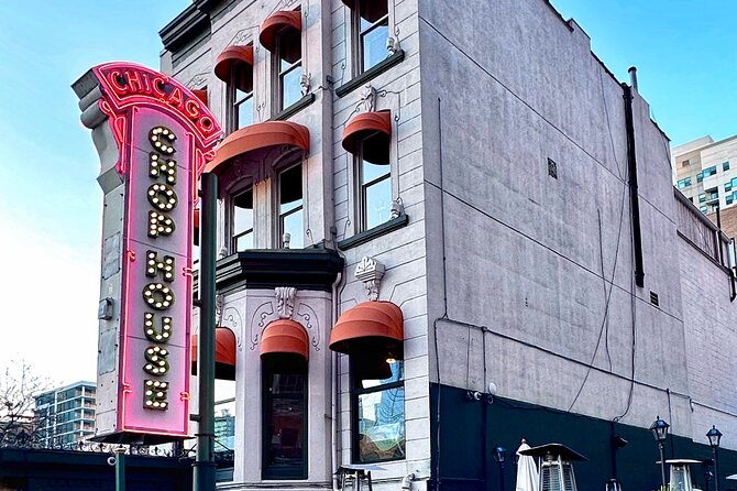 Retro River North Walking Tour - Murphy Auditorium and Tiffany’s bronze doors