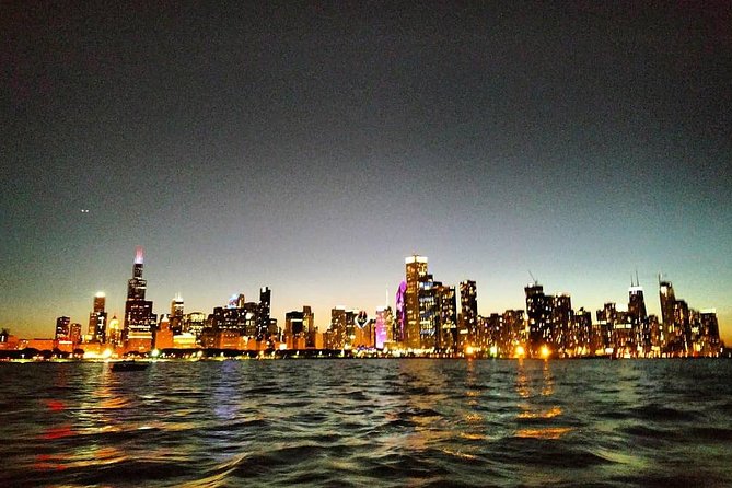 Serene Private Sunset Sail on Lake Michigan - Navy Pier, Chicago - Adler Planetarium and the lakefront side of Northerly Island