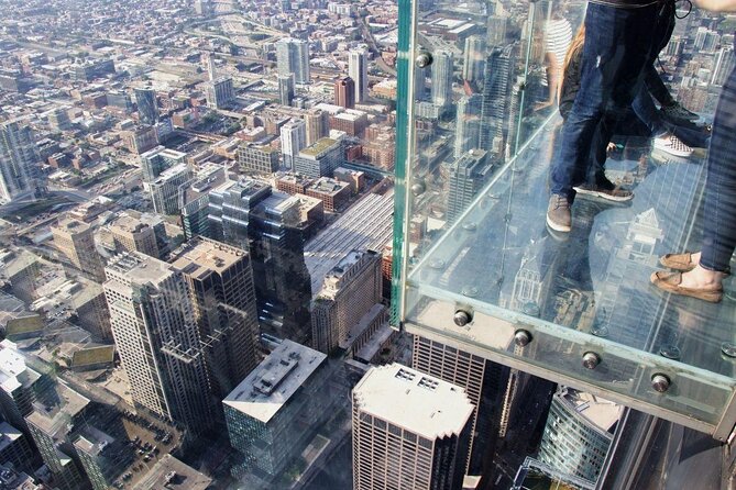 Skydeck - Willis Tower Admission - Arriving at Willis Tower and finding the entrance