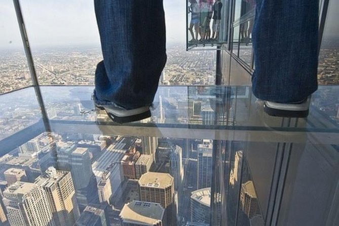 Skydeck - Willis Tower Admission - The elevator ride to the 103rd floor