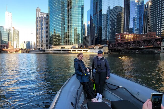 Small Group Lake Michigan Tour - A fast way to see Chicago from Lake Michigan