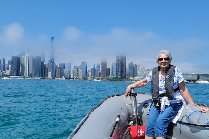 Small-Group Sightseeing Boat Tour in Chicago - Adler Planetarium and the Museum Campus