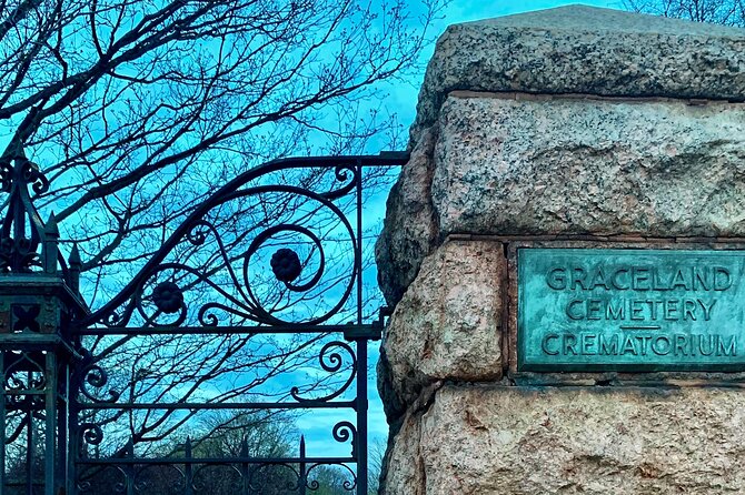 The Deep Pockets Of Graceland Cemetery Walking Tour - My verdict on the $45 Graceland Cemetery walk