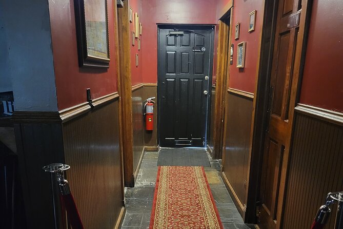 Vito's Vault Chicago finest dinner theatre speakeasy - Entering Vito’s 1929 Chicago