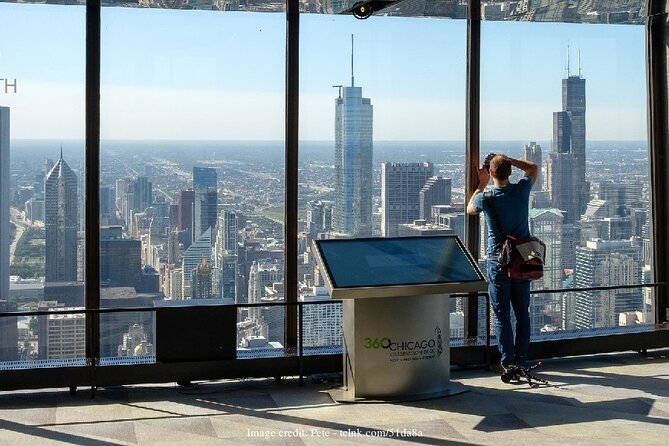 Welcome to Chicago: Private Half-Day Tour with 360 Observation Deck - What a private guide adds to the day