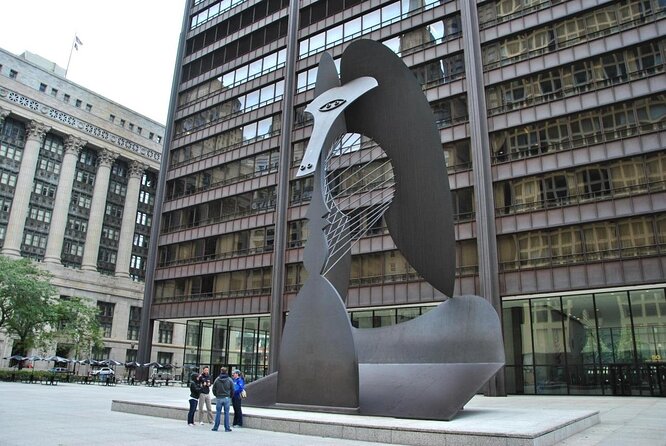 Your Way or the Highway: 2-hour Customized Private Walking Tour in Chicago - Starting at Pioneer Court